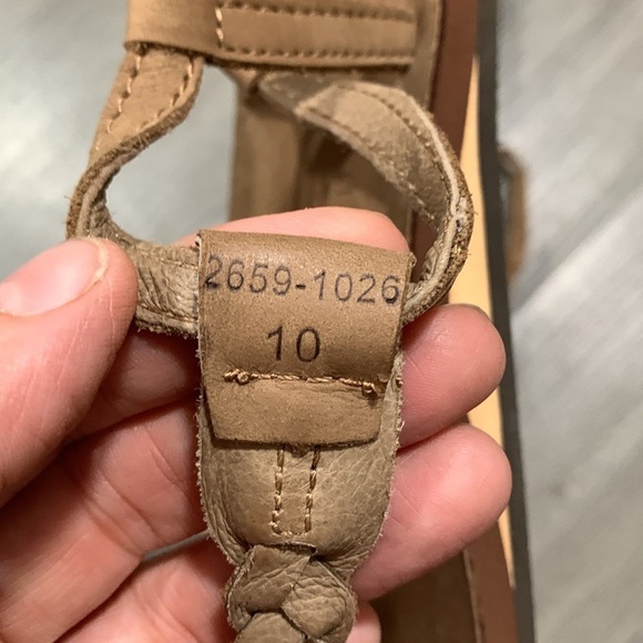 Rainbow T Street Brown Leather Braided Thong Style Sandals size 10 - Picture 9 of 9